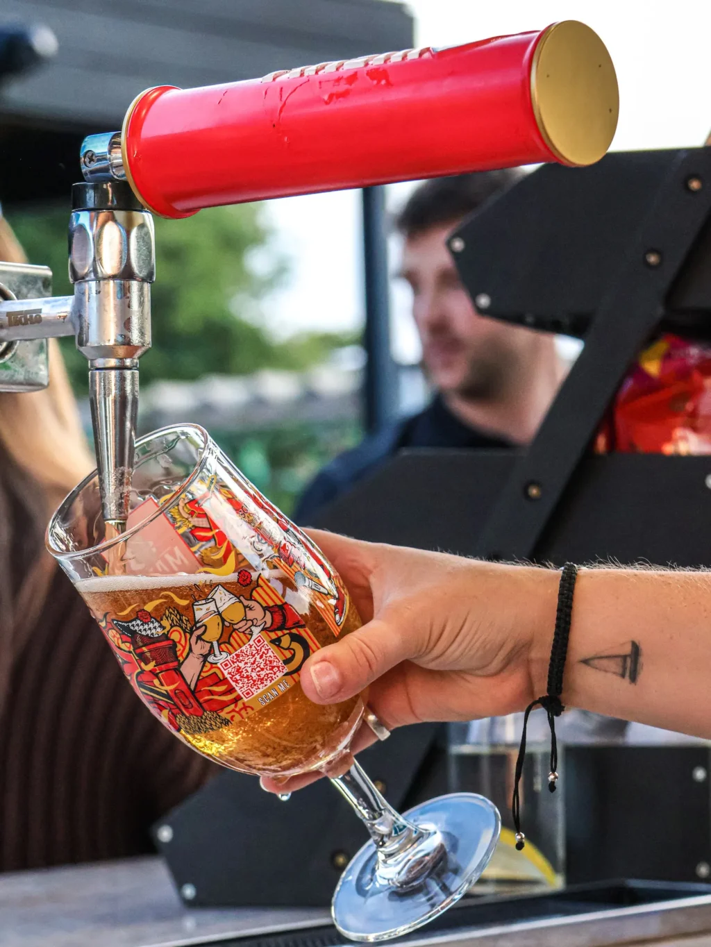 Cambridge Country Club_Terrace Drinks